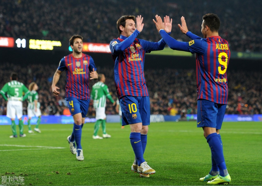 阿迪达斯特 阿迪达斯特