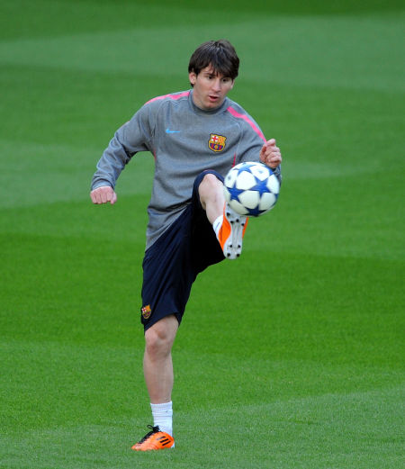 更是对库里 更是对库里