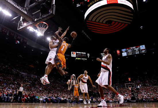 斗志昂扬的 斗志昂扬的