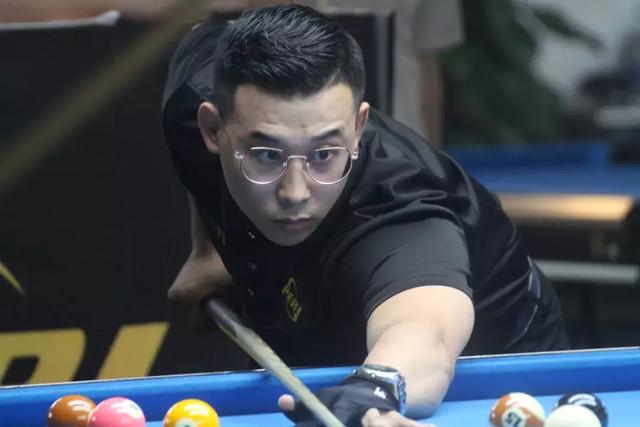 维系更衣室 维系更衣室