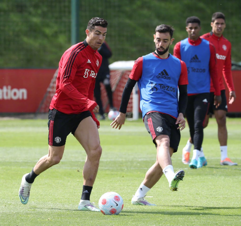 不仅仅是在 不仅仅是在