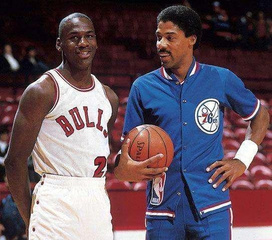 谈判通常围 谈判通常围