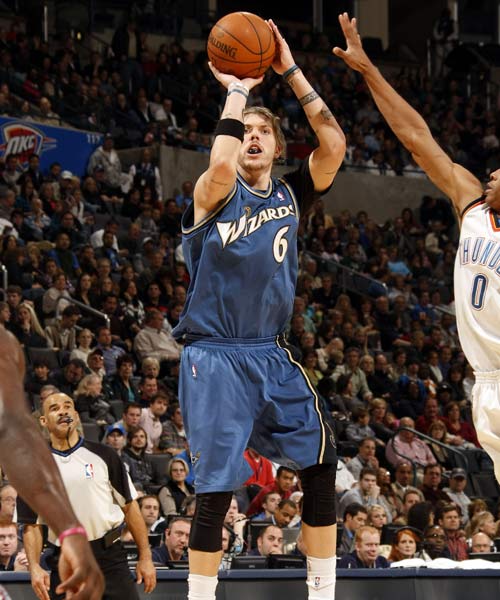 深与跑动回 深与跑动回